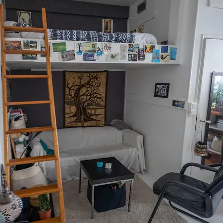 Bright Studio With Mezzanine París