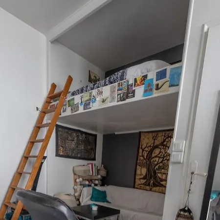 Apartamento Bright Studio With Mezzanine